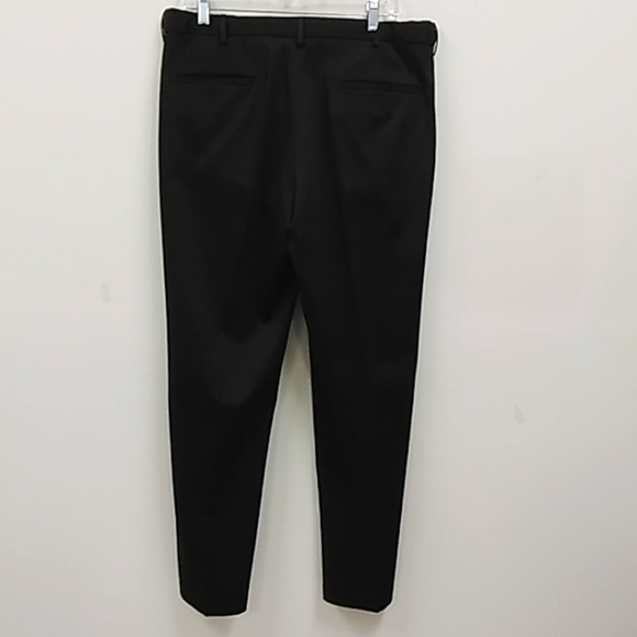 Haggar Men's Black Khakis 2063 - Picture 2 of 6